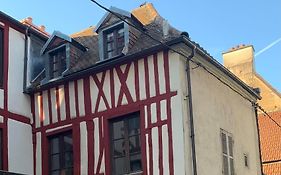 Dijon: Superbe Appartement En Hyper Centre